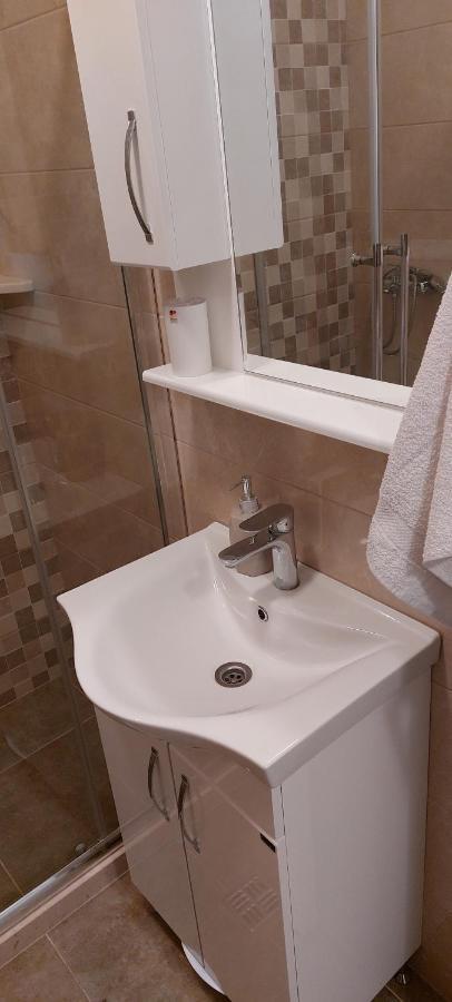 Lala Apartment Херцег Нови Екстериор снимка