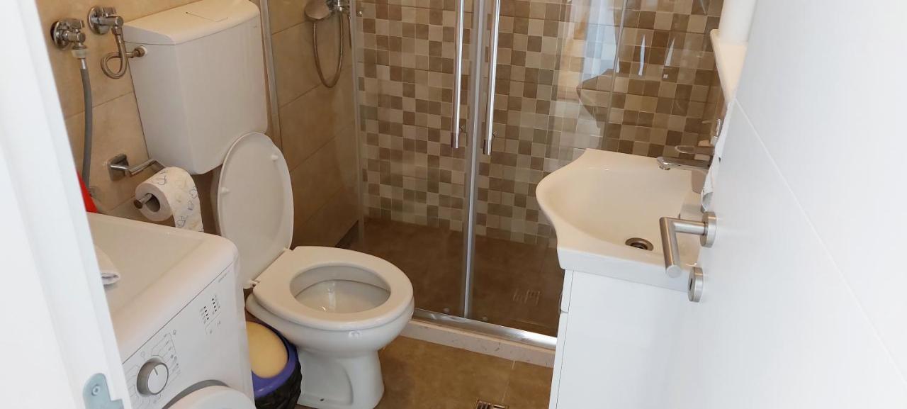 Lala Apartment Херцег Нови Екстериор снимка