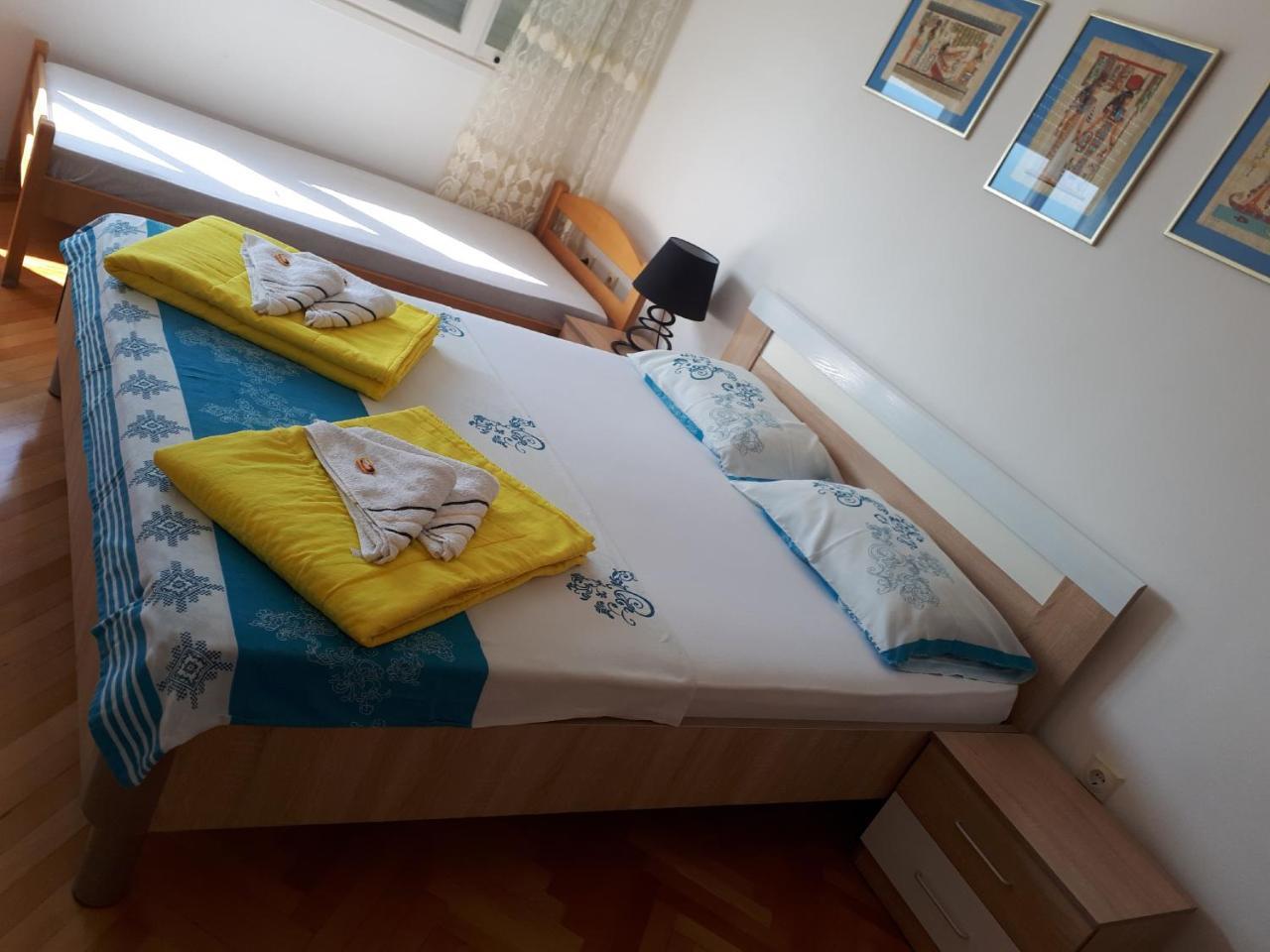 Lala Apartment Херцег Нови Екстериор снимка